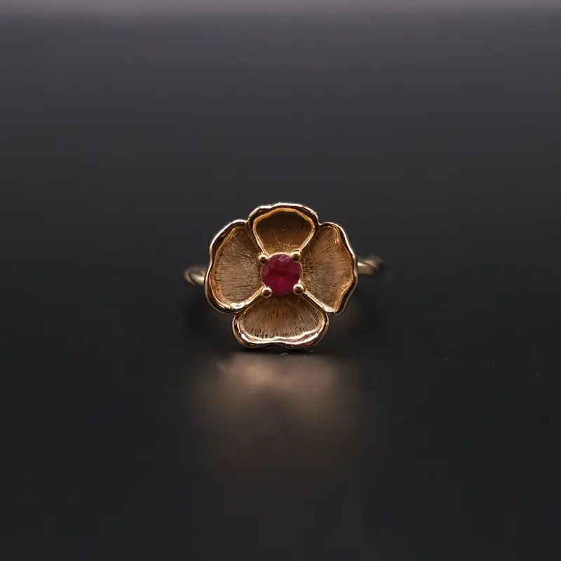 14k Gold Ruby Flower Ring