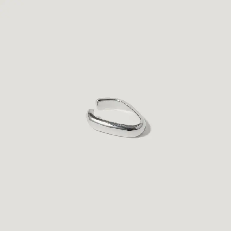 Axis Ear Cuff