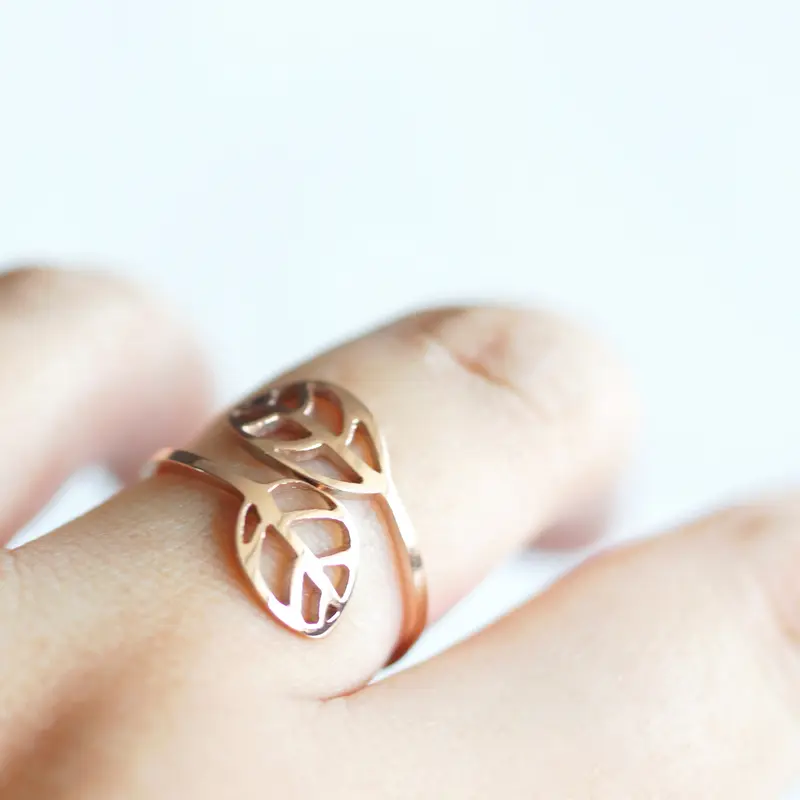 Leaf Ring - rose gold
