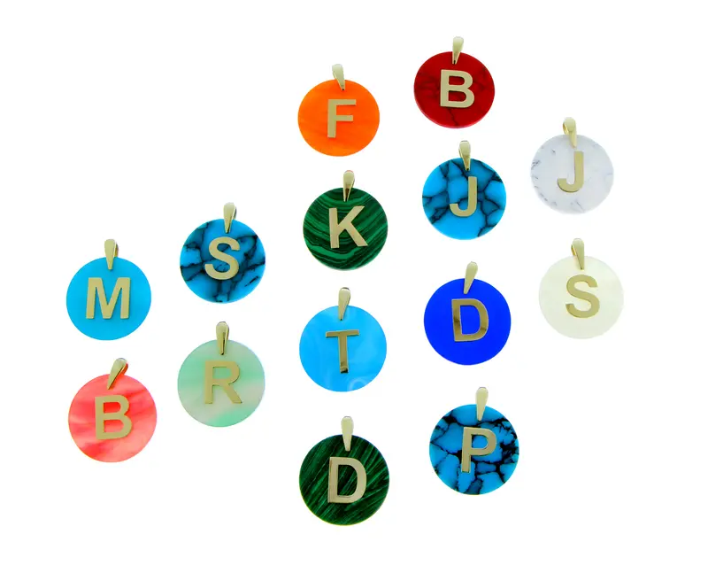 Letter pendant without necklace
