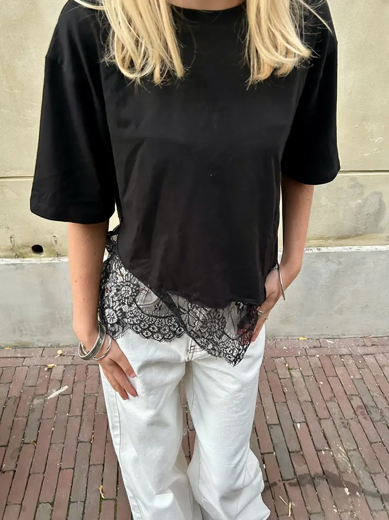 Nova lace tee